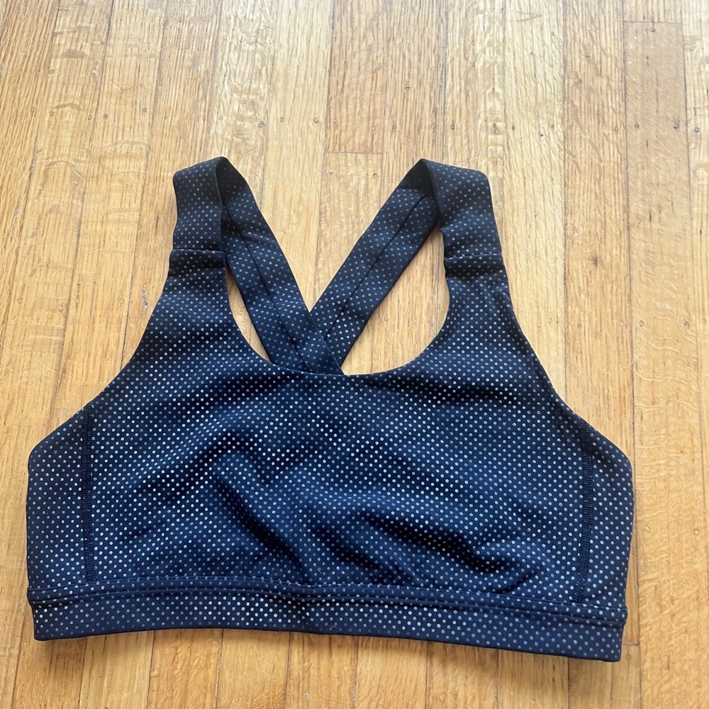 Reflective lululemon All Sport Bra (size 10)